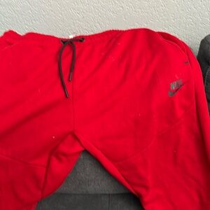 Nike XXL red